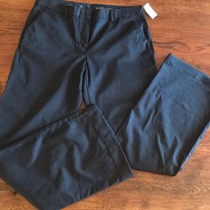NWT 10Long Navy Perfect Khaki by GAP.